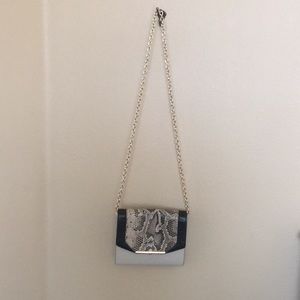 Black and Cream color purse